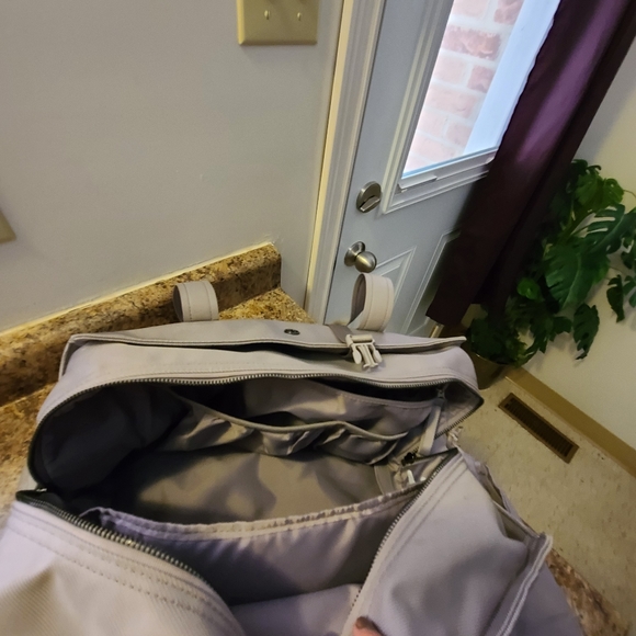 Lululemon Go Getter Bag - Picture 4 of 5